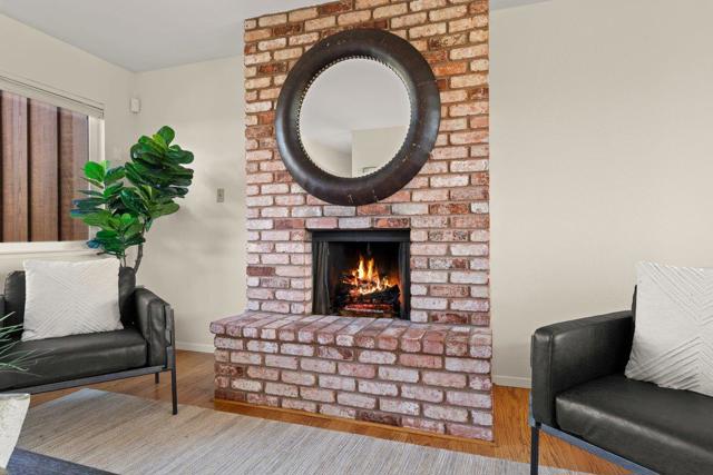 861 Railroad Avenue, Half Moon Bay CA: https://media.crmls.org/mediaz/29584761-c0ad-4d45-849c-ba0425d59f97.jpg