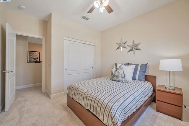 Image 44 of 60 For 6811 Syrah Dr