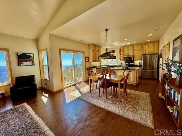 Detail Gallery Image 14 of 43 For 32771 Birch Hill Rd, Palomar Mountain,  CA 92060 - 2 Beds | 2 Baths