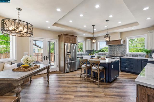 Image 12 of 42 For 850 Las Trampas Rd