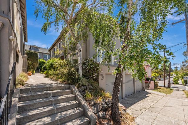 1585 Arch Street, Berkeley CA: https://media.crmls.org/mediaz/2959ddc5-456e-4a6b-ad2c-30346c18f89c.jpg