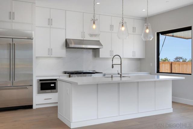 1752 Whaley St., Oceanside CA: https://media.crmls.org/mediaz/2959e351-4285-486d-8b27-300be187d5c4.jpg