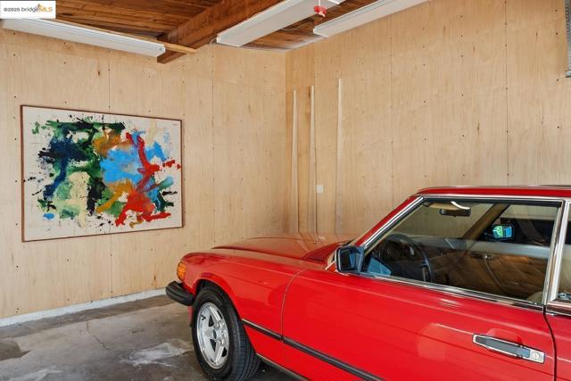 4020 Salem ST, Concord CA: https://media.crmls.org/mediaz/295a70dc-c06c-4fef-82cb-4ac9437279e5.jpg