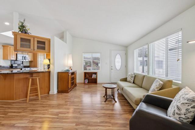 3 Coral Way, Half Moon Bay CA: https://media.crmls.org/mediaz/295a81f5-f0e8-4528-ba47-2ef6245079ff.jpg