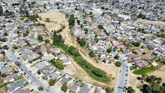 11 Hill Circle, Salinas CA: https://media.crmls.org/mediaz/295b9bf6-be74-4c0e-b9cb-af5147875f06.jpg