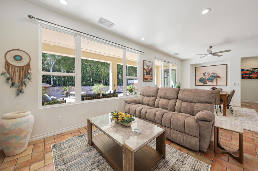 MLS #219138685DA image #13