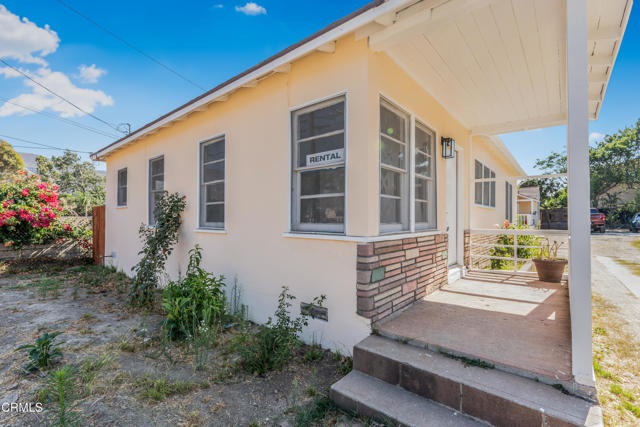 Detail Gallery Image 1 of 13 For 234 S 12th St, Santa Paula,  CA 93060 - 3 Beds | 1 Baths