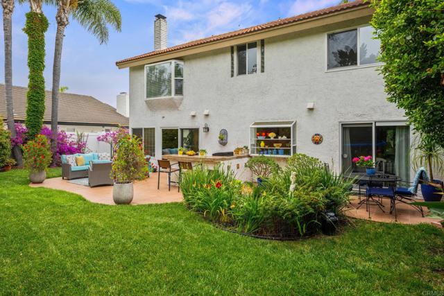 2702 Jacaranda Avenue, Carlsbad CA: https://media.crmls.org/mediaz/295e3ae6-a356-451c-99ae-bfd97752a335.jpg