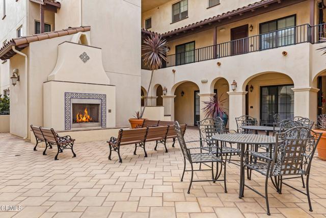 130 N Garden Street, Ventura CA: https://media.crmls.org/mediaz/295f8201-0f08-4832-b908-96b98418ff3e.jpg