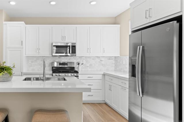 Detail Gallery Image 10 of 24 For 1227 Sunrise Vw. #105,  San Marcos,  CA 92078 - 3 Beds | 3 Baths