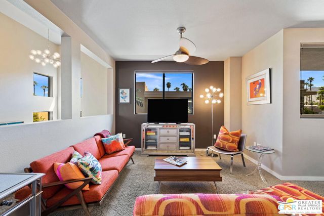 930 E Palm Canyon Drive, Palm Springs CA: https://media.crmls.org/mediaz/2960af58-1096-464d-8530-804fb7697eda.jpg