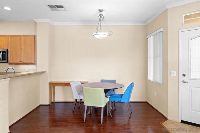 11121 Catarina Lane, San Diego CA: https://media.crmls.org/mediaz/2961647a-8c3c-418f-8d4b-58fc6c36e9da.jpg