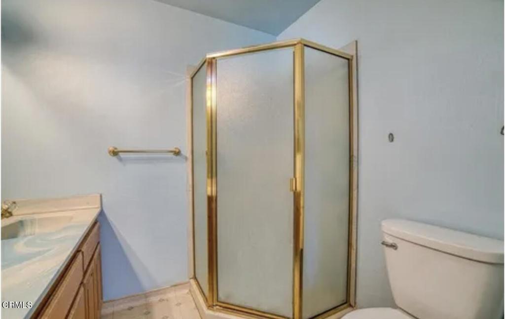 https://media.crmls.org/mediaz/29622566-f825-430f-8e91-819800d54232.jpg?preset=X-Large