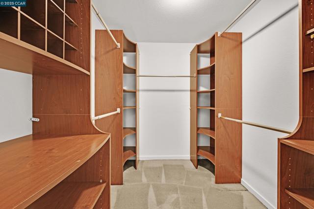 422 Sutton Cir, Danville CA: https://media.crmls.org/mediaz/2962301c-c61f-43cb-8ae9-1eb975365711.jpg