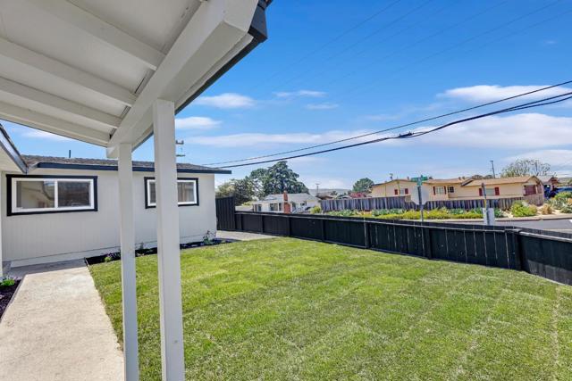 1104 Fassler Avenue, Pacifica CA: https://media.crmls.org/mediaz/2962925a-1ac5-49a0-9c08-6531196b82ce.jpg