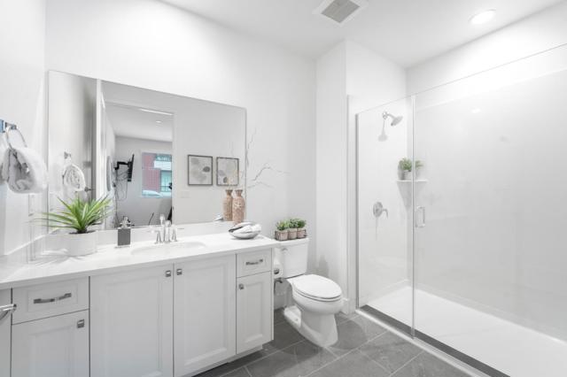 2180 Corsair Street, Alameda CA: https://media.crmls.org/mediaz/2962c1d9-d1ee-40c1-a6b5-197e5c775cc5.jpg
