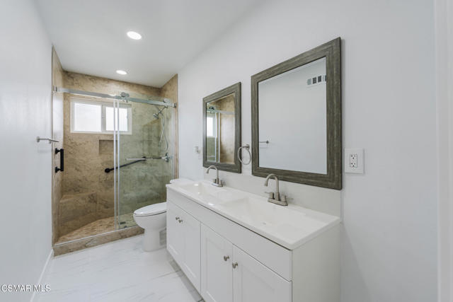 1477 Dinsmore Street, Simi Valley CA: https://media.crmls.org/mediaz/2962e35f-d68d-4354-9749-39174973ddda.jpg