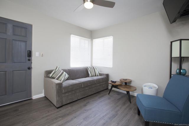 728 Jamaica Ct, San Diego CA: https://media.crmls.org/mediaz/29632e6b-c463-403c-91b7-646aebb0fadf.jpg