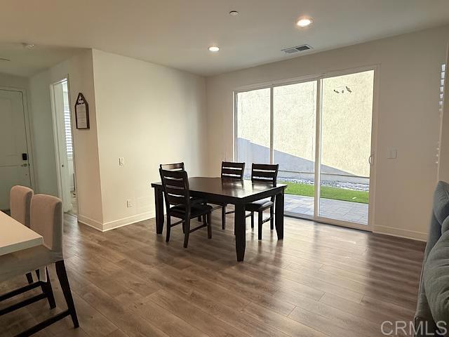 Detail Gallery Image 8 of 29 For 1787 Santa Ivy Ave, Chula Vista,  CA 91913 - 4 Beds | 3 Baths