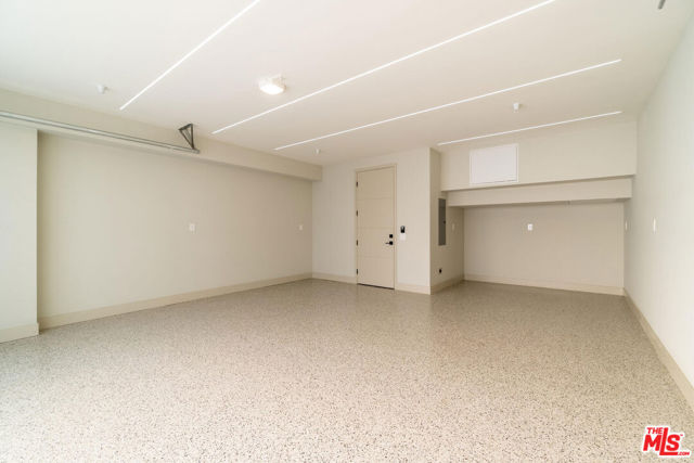 286 Quadro Vecchio Drive, Pacific Palisades CA: https://media.crmls.org/mediaz/296509cc-ed17-4073-a6e6-4cbf0c4575e2.jpg