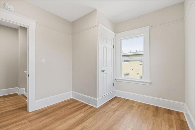 551 53rd Street, Oakland CA: https://media.crmls.org/mediaz/296518de-1a7b-41f0-af37-dc029e21e974.jpg