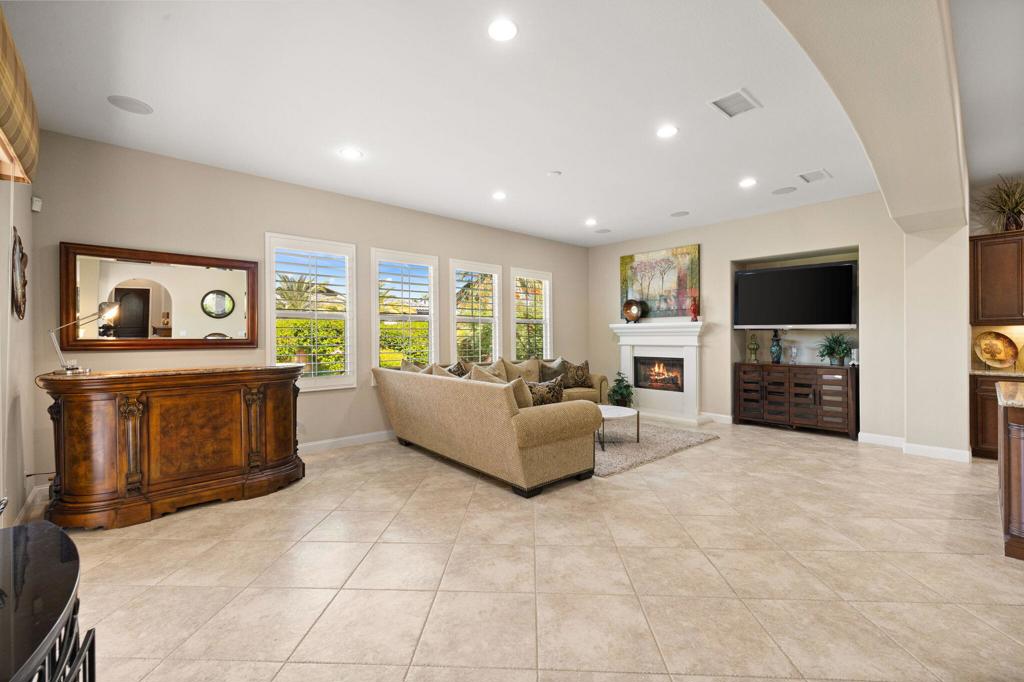 MLS #219135254DA image #10