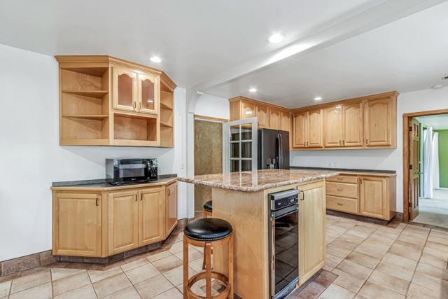 1139 W Parr Avenue, Campbell CA: https://media.crmls.org/mediaz/2965bb71-2ba3-4ee8-b611-93069cc3a44d.jpg