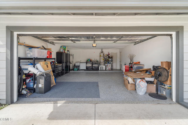 93 Flora Vista Avenue, Camarillo CA: https://media.crmls.org/mediaz/2966dea3-b5d7-4678-a2ee-1d08a2fa5e5d.jpg