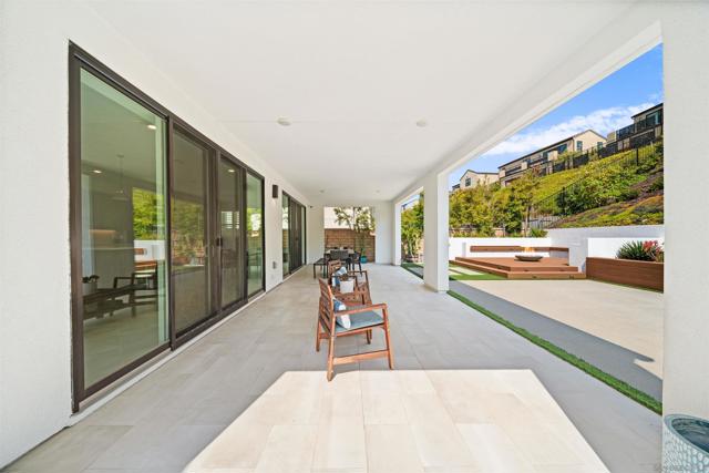 5347 Morning Sage Way, San Diego CA: https://media.crmls.org/mediaz/2968075f-cea4-4ba8-9f90-630a143cadfb.jpg