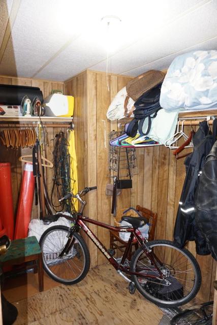 2514 Linden Street, Oakland CA: https://media.crmls.org/mediaz/29683b63-91eb-4ab3-abae-e5e486394475.jpg