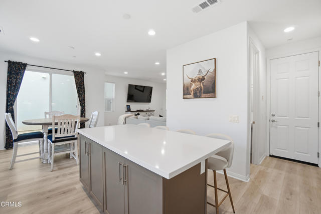 Detail Gallery Image 13 of 48 For 1873 Brittlebush Rd, Santa Paula,  CA 93060 - 3 Beds | 2/1 Baths