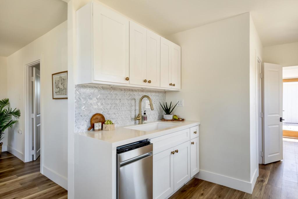 MLS #219138605DA image #14