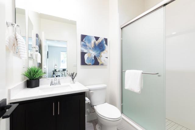 733 E Evelyn Avenue, Sunnyvale CA: https://media.crmls.org/mediaz/296c61b0-45dd-473a-ad9e-f0595219c83b.jpg