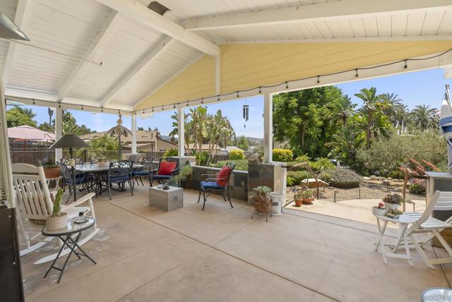10505 Valle Vista Rd, Lakeside CA: https://media.crmls.org/mediaz/296de254-a93c-44bc-98dc-e8ecd6754f53.jpg
