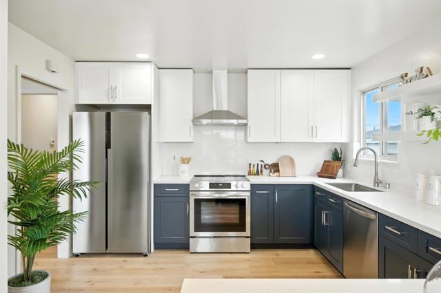 362 Lakeshire Drive, Daly City CA: https://media.crmls.org/mediaz/296e8416-8a5f-4abe-9f1a-803c820ebc19.jpg