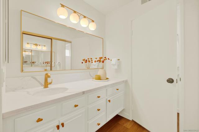 1122 Grape St, San Marcos CA: https://media.crmls.org/mediaz/296ec28b-bf3c-49a5-b871-968a1ddf3ce3.jpg