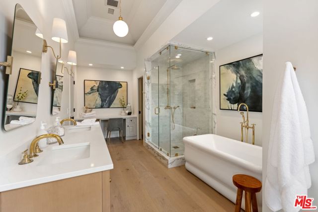 19159 Rosita Street, Tarzana CA: https://media.crmls.org/mediaz/296f6557-1ae6-4ec0-8693-4ae060bbfd68.jpg