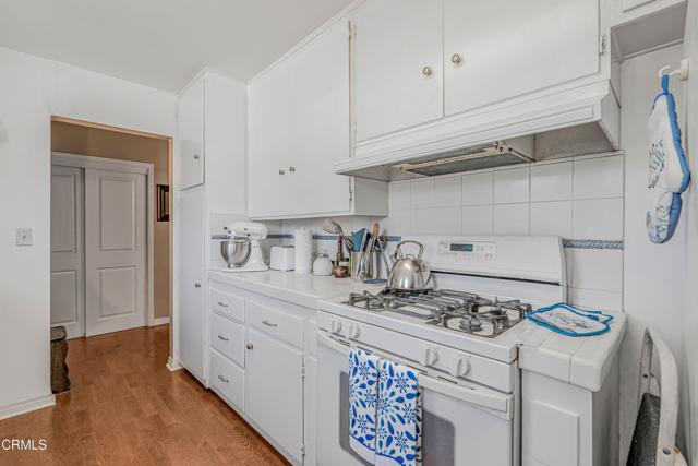 Detail Gallery Image 8 of 27 For 1373 Calle Crisantemo, Thousand Oaks,  CA 91360 - 3 Beds | 1 Baths