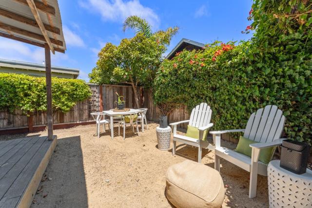 260 Walk Circle, Santa Cruz CA: https://media.crmls.org/mediaz/29709fbd-4086-4c35-af3d-b4ff4061100a.jpg