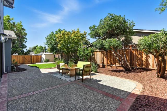 4189 Glenmont Drive, San Jose CA: https://media.crmls.org/mediaz/2971684c-adaa-4a4c-863d-2be26e798c45.jpg