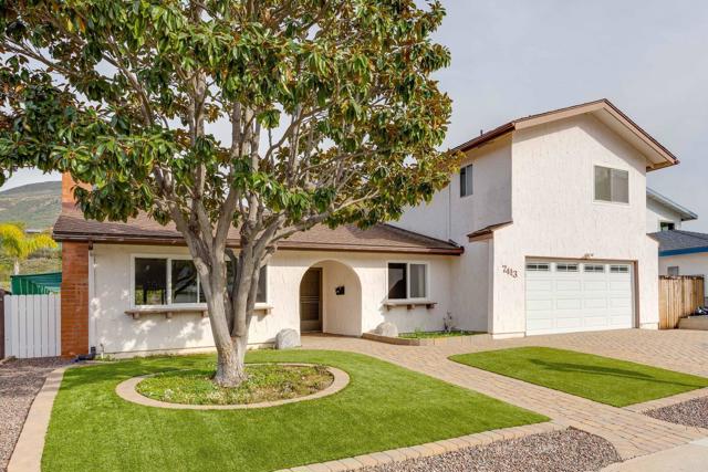 Detail Gallery Image 3 of 42 For 7413 Rowena St, San Diego,  CA 92119 - 5 Beds | 3 Baths