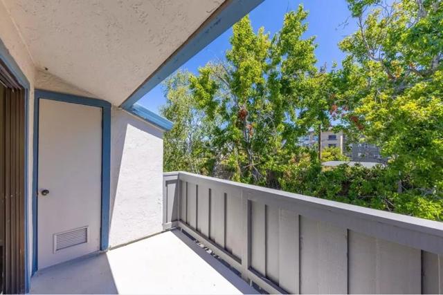 853 Woodside Way, San Mateo CA: https://media.crmls.org/mediaz/2972015a-e8d1-4768-9903-5638d5cc6d15.jpg