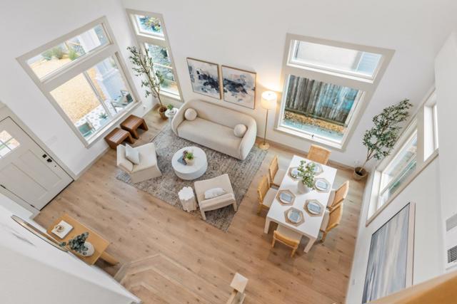 26 Driftwood Court, Pacifica CA: https://media.crmls.org/mediaz/297212d6-3533-474e-b309-3fb59f5fec86.jpg