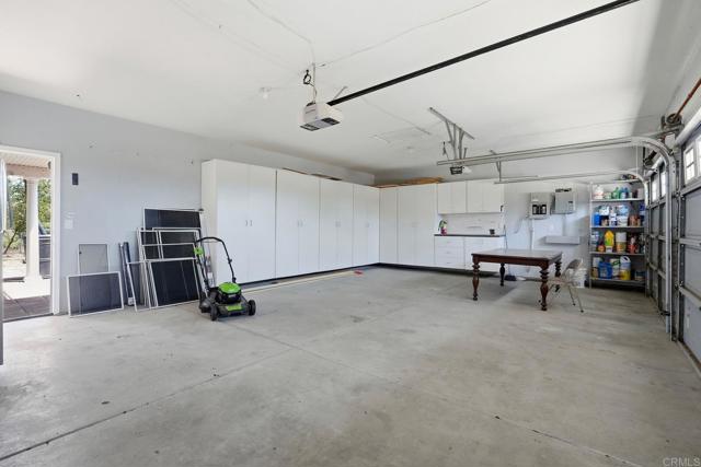 31503 Stardust Lane, Valley Center CA: https://media.crmls.org/mediaz/29721696-5fdb-49d5-b8a6-7ce6add44e1c.jpg