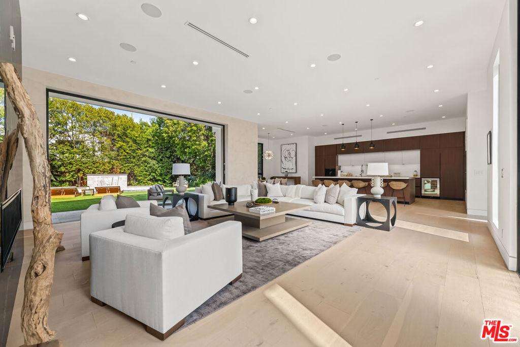 MLS #26863407 image #1