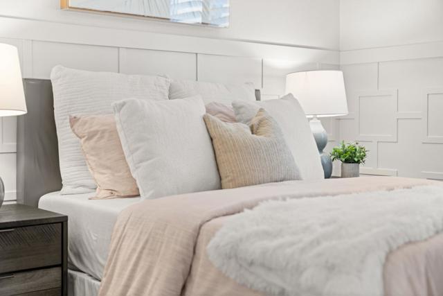 1298 Dahlia Loop, San Jose CA: https://media.crmls.org/mediaz/2974bafe-e4ee-4493-822a-8acbb9fa732d.jpg