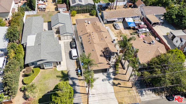 15065 Vose Street, Van Nuys CA: https://media.crmls.org/mediaz/2976a998-12a5-4b67-8629-30a7ff556b68.jpg