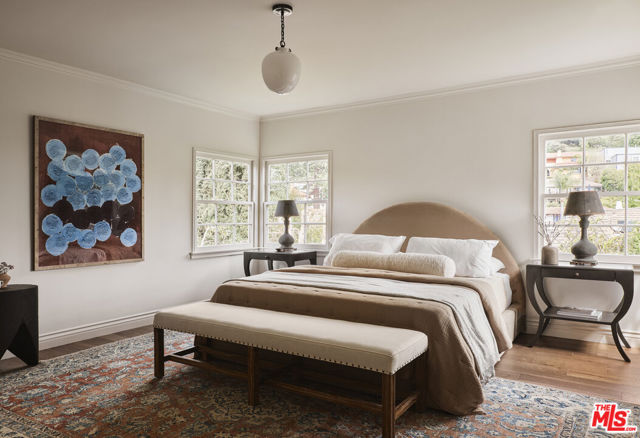 3372 Ley Drive, Los Angeles CA: https://media.crmls.org/mediaz/29774df7-3994-49c0-9232-8a19e21adfee.jpg