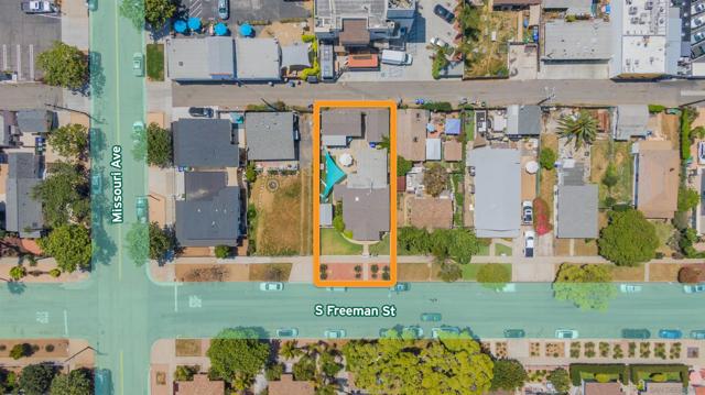 321 S Freeman, Oceanside CA: https://media.crmls.org/mediaz/297766f6-3d2c-4e85-af4b-4ed6a9711bb3.jpg
