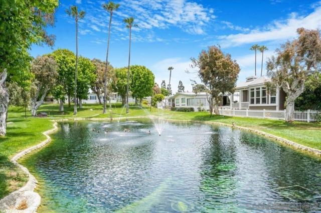 7313 Santa Barbara St, Carlsbad CA: https://media.crmls.org/mediaz/29787f7e-98dc-46cf-89b9-1708eba1f50d.jpg